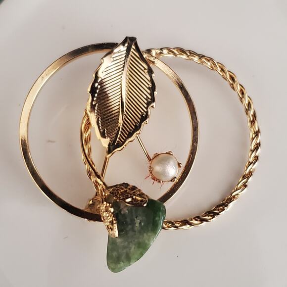 Double Circle Flower Brooch Gold Tone with Jade and Faux Pearl Accents Dainty - Picture 1 of 7